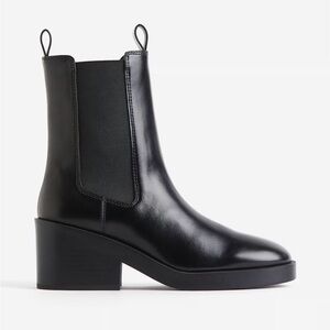 Womens 8 Black Leather Pull On High Slim Ankle Boots Chunky Heels Round Toe sock